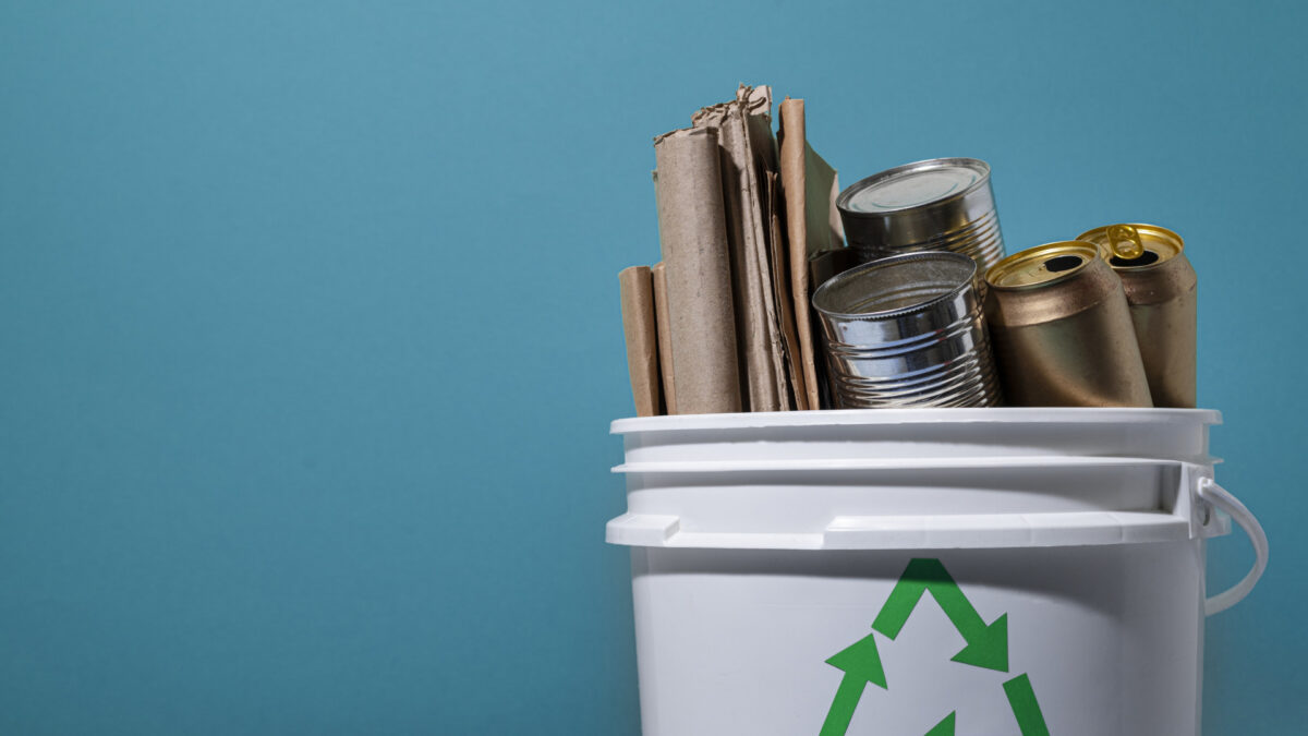 Le vide-déchets encastrable dans le plan de travail : une solution pratique pour la cuisine